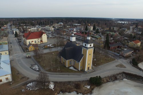 Nykarleby Sankta Birgitta från luften över ån